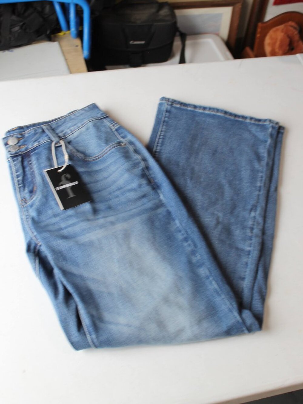 NWT Flamingals Blue Wide Leg Stretch Jeans Size M